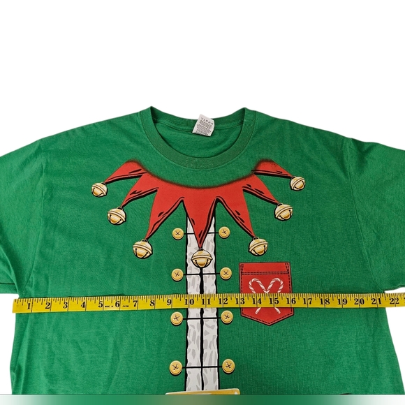 Christmas Time Santa's Helper Elf Workshop Tee in Green and Red Size Large NWT - Picture 7 of 8
